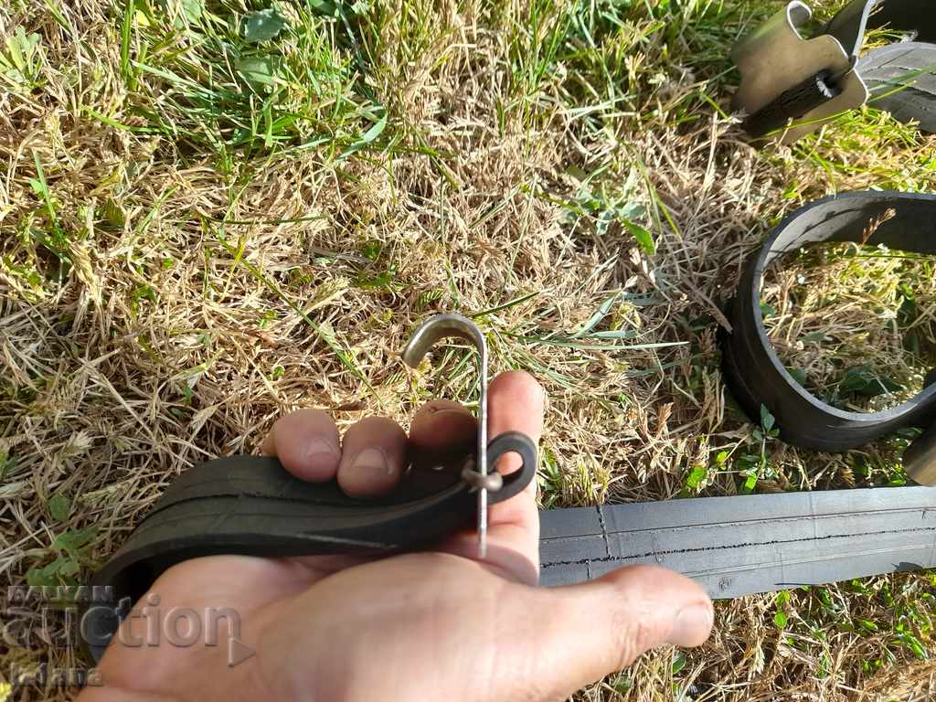 Old rubber bands for car trunk - 6 Old rubber bands for car trunk - 6