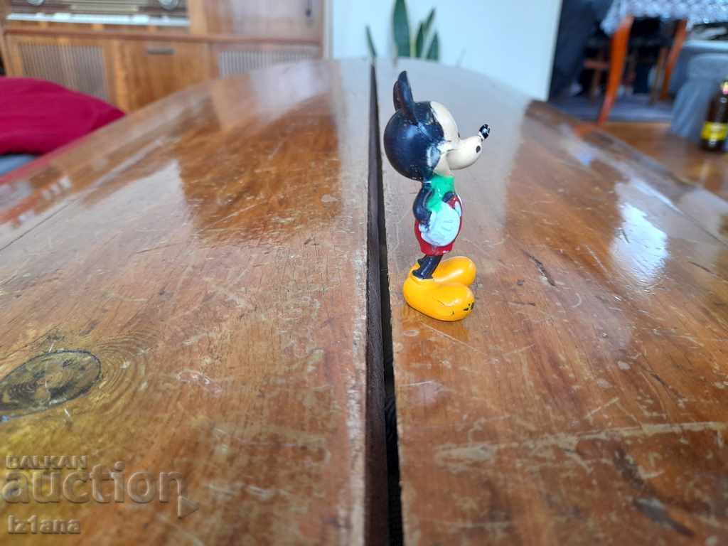 Delivery of Old toy, Mickey Mouse figurine Delivery of Old toy, Mickey Mouse figurine