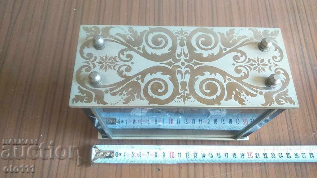 OLD TABLE, FIREPLACE, MARBLE CLOCK VESNA - WORKS with price 60.00 BGN | € 30.68 OLD TABLE, FIREPLACE, MARBLE CLOCK VESNA - WORKS with price 60.00 BGN | € 30.68