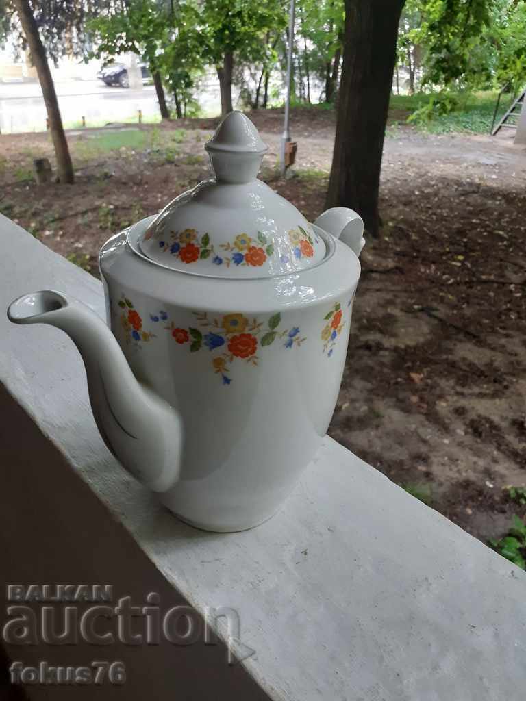Great porcelain teapot Bavaria porcelain with price 49.00 BGN | € 25.05 Great porcelain teapot Bavaria porcelain with price 49.00 BGN | € 25.05