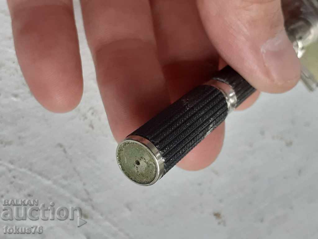 Gillette Razor Gillette Made in U.S.A. - 7 Gillette Razor Gillette Made in U.S.A. - 7