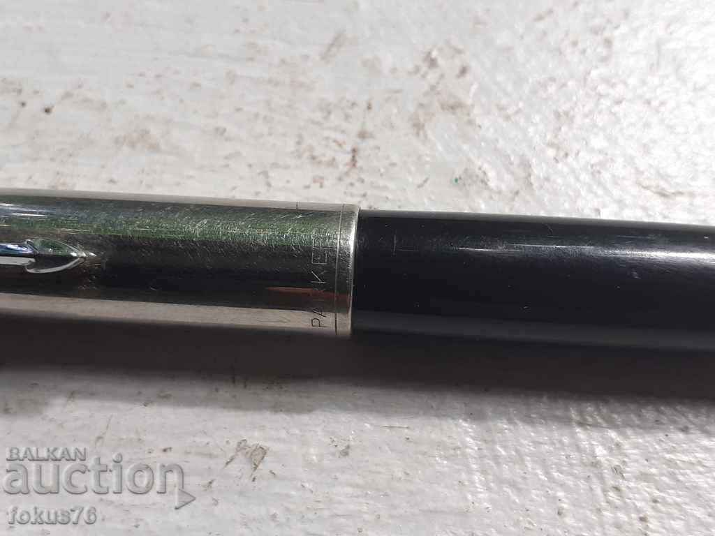 Писалка Паркър Parker Made in USA маркировки с цена 90.00 лв. | € 46.02 Писалка Паркър Parker Made in USA маркировки с цена 90.00 лв. | € 46.02