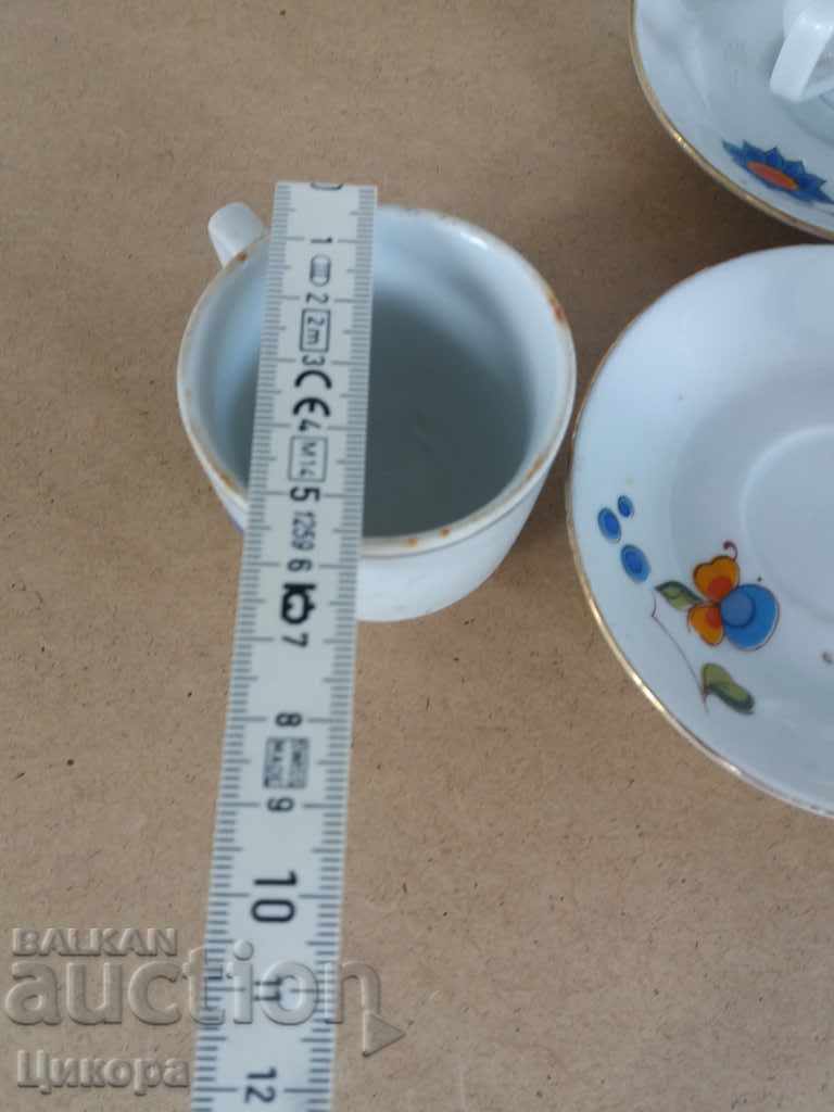 Auction BULGARIAN PORCELAIN SERVICE Auction BULGARIAN PORCELAIN SERVICE