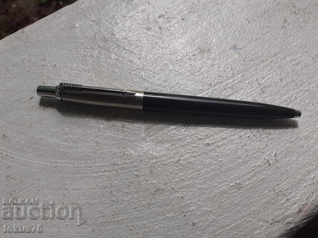 Great pen Parker with its original refill - Writes with price 90.00 BGN | € 46.02