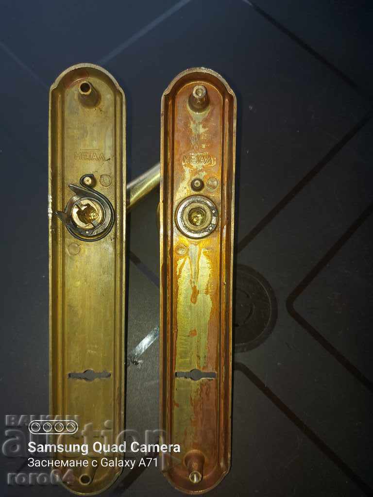 Delivery of BRONZE LOCK HANDLES Delivery of BRONZE LOCK HANDLES