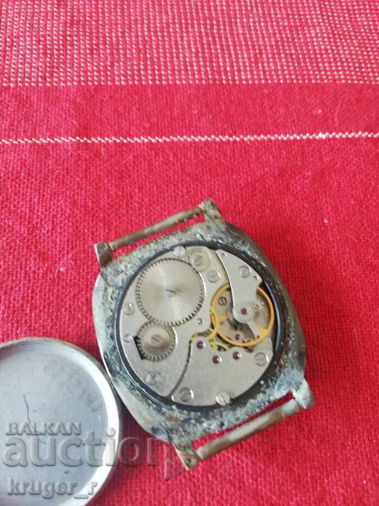 VICTORY clock. - 7 VICTORY clock. - 7