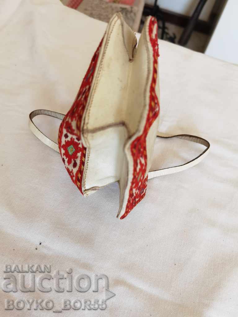 Livrarea Geantă de damă unică - Broderii din vremea țarului