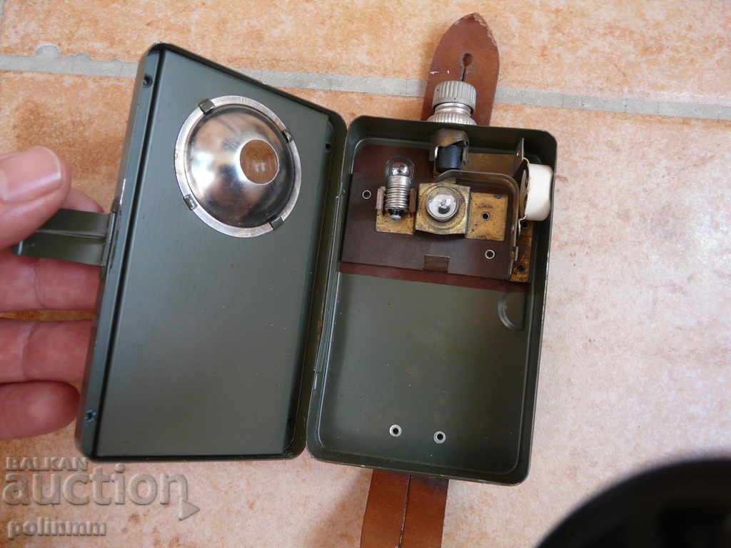 Delivery of Collectible flashlight PERTRIX - 1 Delivery of Collectible flashlight PERTRIX - 1