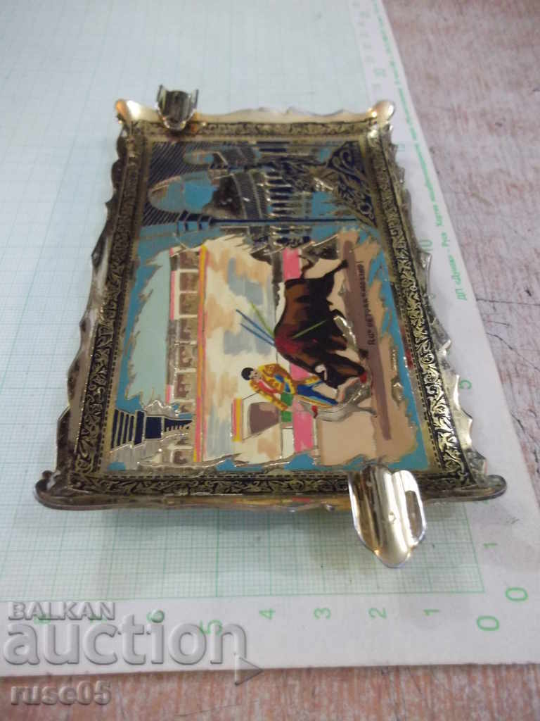 Аукцион Пепелник метален испански Аукцион Пепелник метален испански