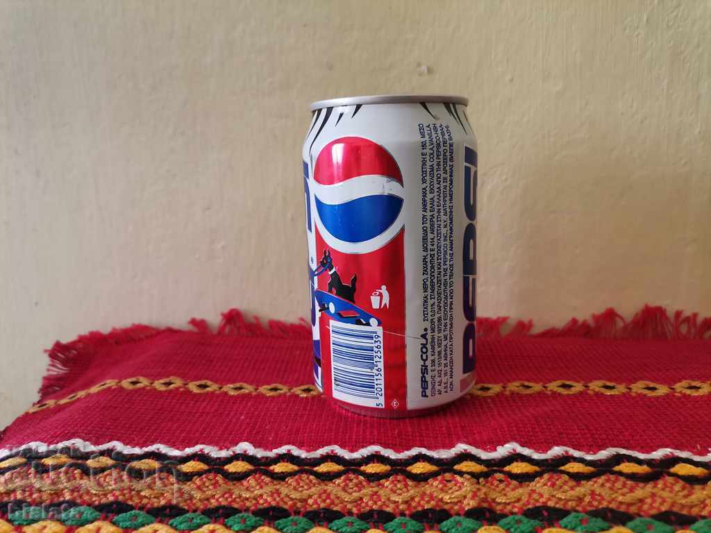 Pepsi κουτάκι από τη δεκαετία του '90 με τιμή 10.00 BGN | € 5.11 Pepsi κουτάκι από τη δεκαετία του '90 με τιμή 10.00 BGN | € 5.11