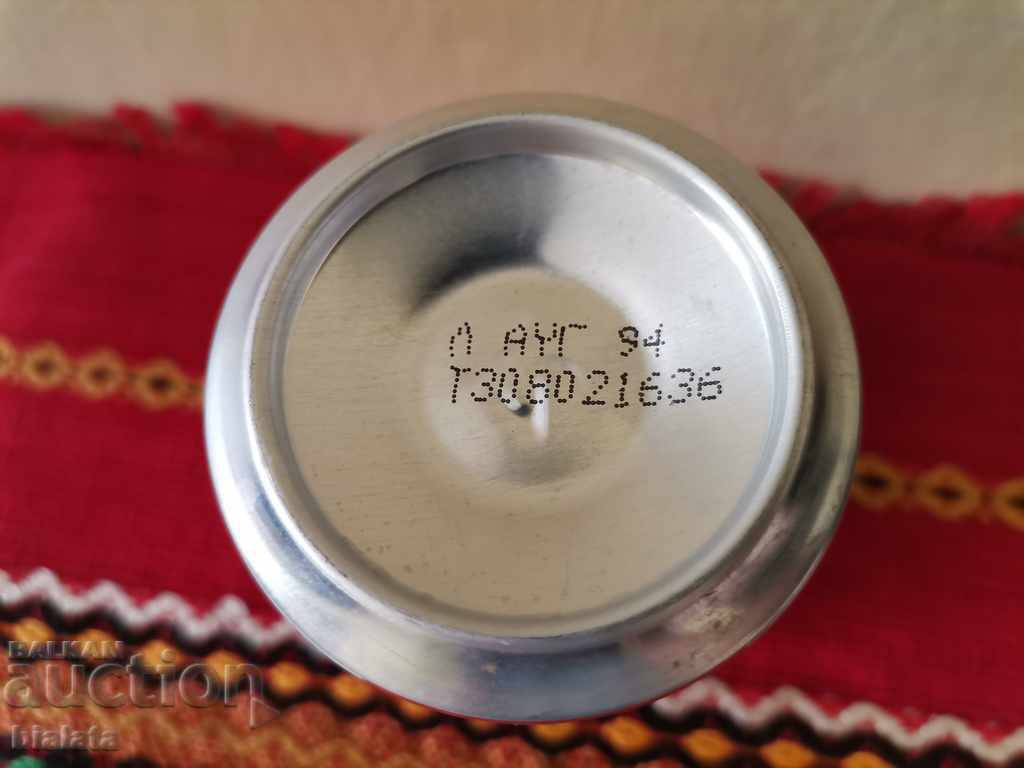 Παράδοση Pepsi κουτάκι από τη δεκαετία του '90 Παράδοση Pepsi κουτάκι από τη δεκαετία του '90