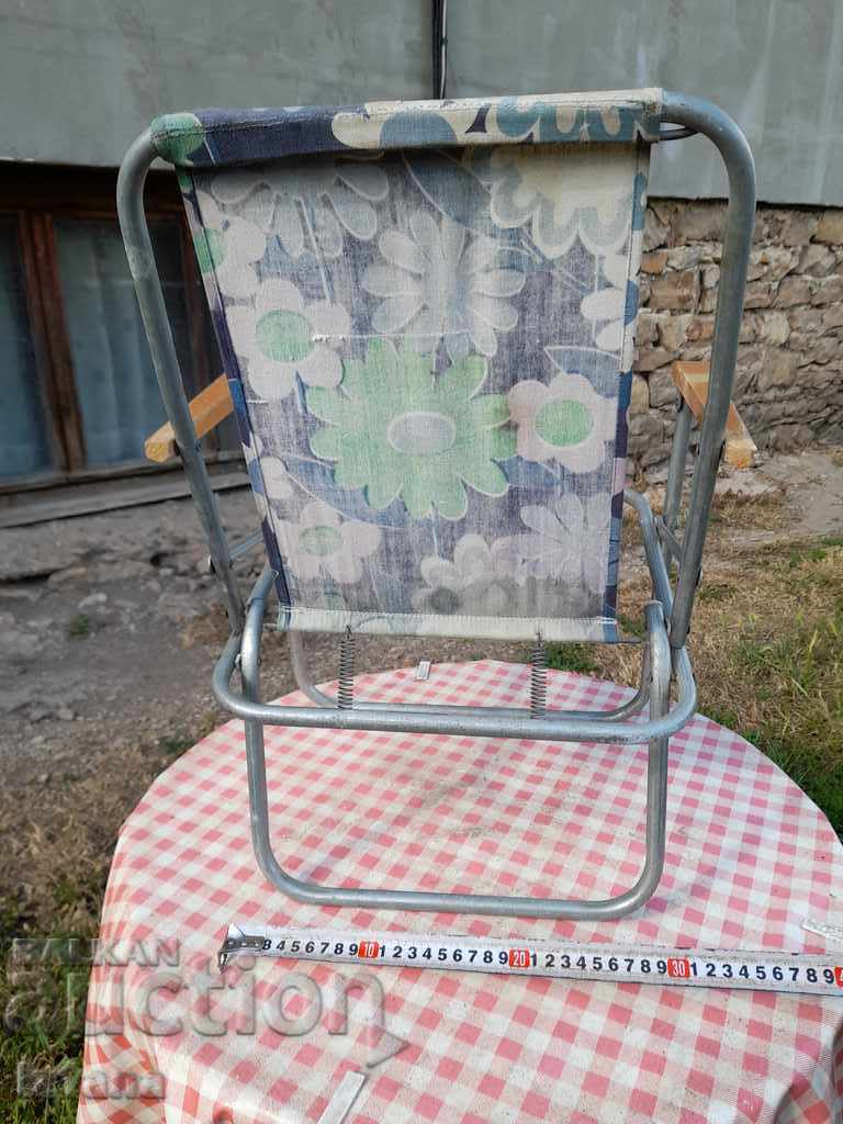 Livrarea Scaun pliant pentru copii vechi Livrarea Scaun pliant pentru copii vechi
