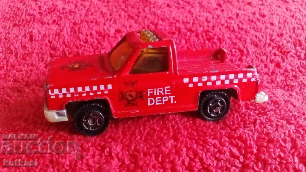 Малка стара метална кола Китай с цена 15.50 лв. | € 7.93 Малка стара метална кола Китай с цена 15.50 лв. | € 7.93