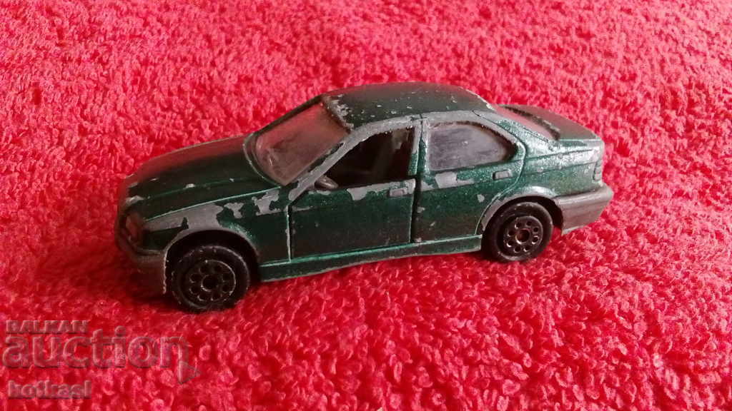 Παλιό μικρό μεταλλικό αυτοκίνητο BMW 1/58 MAJORETTE με τιμή € 6.00 | 11.73 BGN