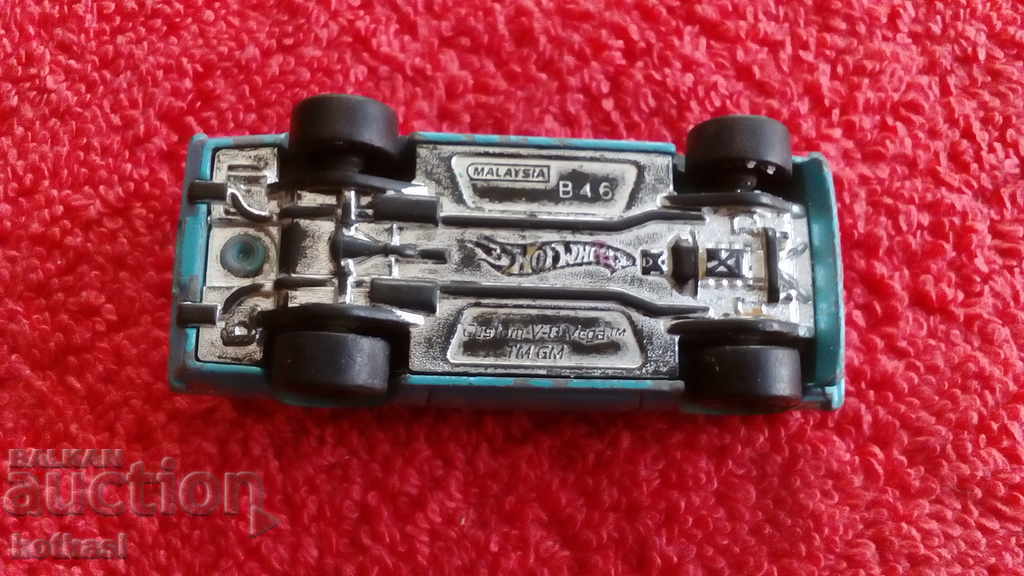 Old small metal car Malaysia HOT WHEELS - 6 Old small metal car Malaysia HOT WHEELS - 6
