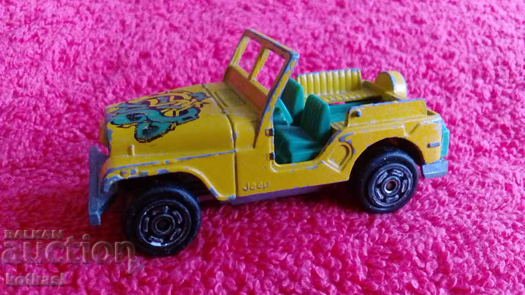 Παλιό μικρό μεταλλικό Jeep 1/54 MAJORETTE με τιμή € 6.00 | 11.73 BGN Παλιό μικρό μεταλλικό Jeep 1/54 MAJORETTE με τιμή € 6.00 | 11.73 BGN