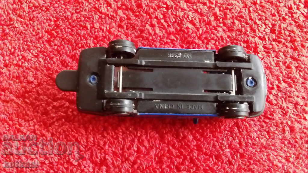 Old Metal Car China - 6 Old Metal Car China - 6