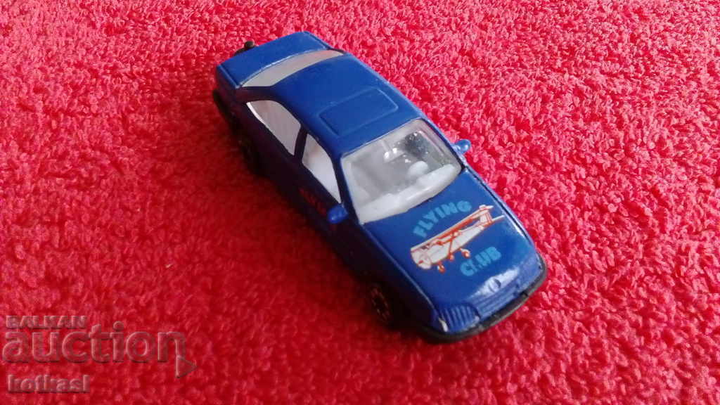 Old Metal Car China - 7 Old Metal Car China - 7