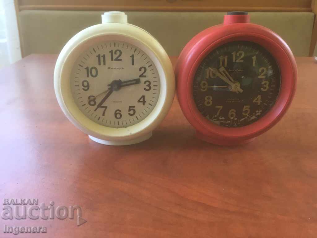 Delivery of CLOCK TABLE AMBER OF THE USSR UNEMPLOYMENT Delivery of CLOCK TABLE AMBER OF THE USSR UNEMPLOYMENT