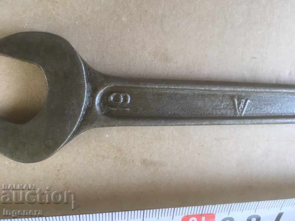 Auction KEY NUT BRAND TOOL Auction KEY NUT BRAND TOOL