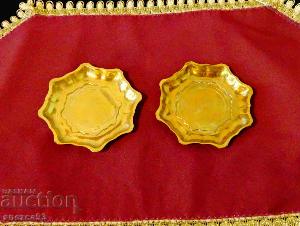 Μασίφ μπρονζέ πιάτα ορεκτικών 11 εκ. Μασίφ μπρονζέ πιάτα ορεκτικών 11 εκ.