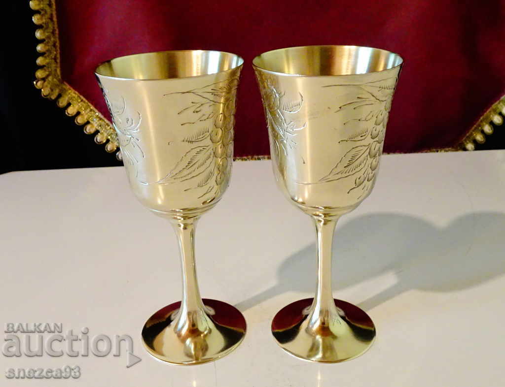 Auction Bronze wine glasses, embossed vines with grapes Auction Bronze wine glasses, embossed vines with grapes