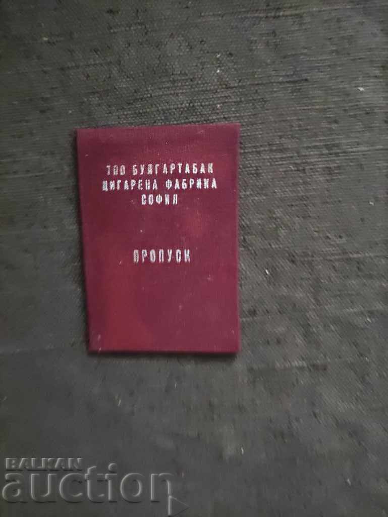 Bulgartabak 1987 Sofia Cigarette Factory Cigarette Packet Bulgartabak 1987 Sofia Cigarette Factory Cigarette Packet