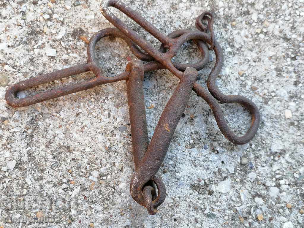 Old forged bridle reins wrought iron, harness with price 25.00 BGN | € 12.78 Old forged bridle reins wrought iron, harness with price 25.00 BGN | € 12.78