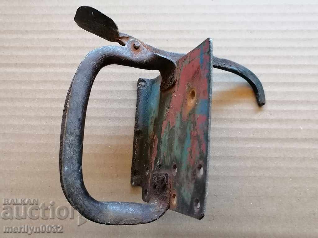 Antique wrought iron latch, lock, latch for an antique gate with price 44.00 BGN | € 22.50