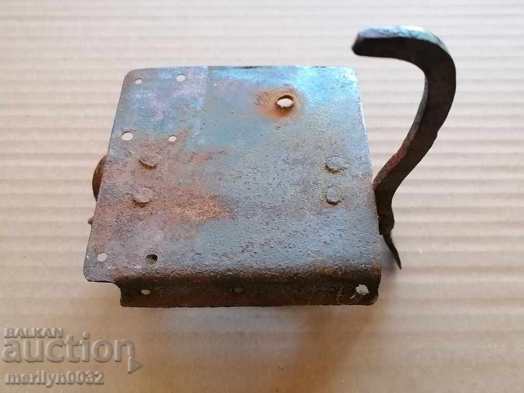 Antique wrought iron latch, lock, latch for an antique gate - 6