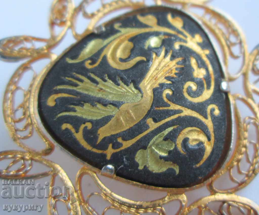 Delivery of Old lady brooch jewel filigree gilding Toledo