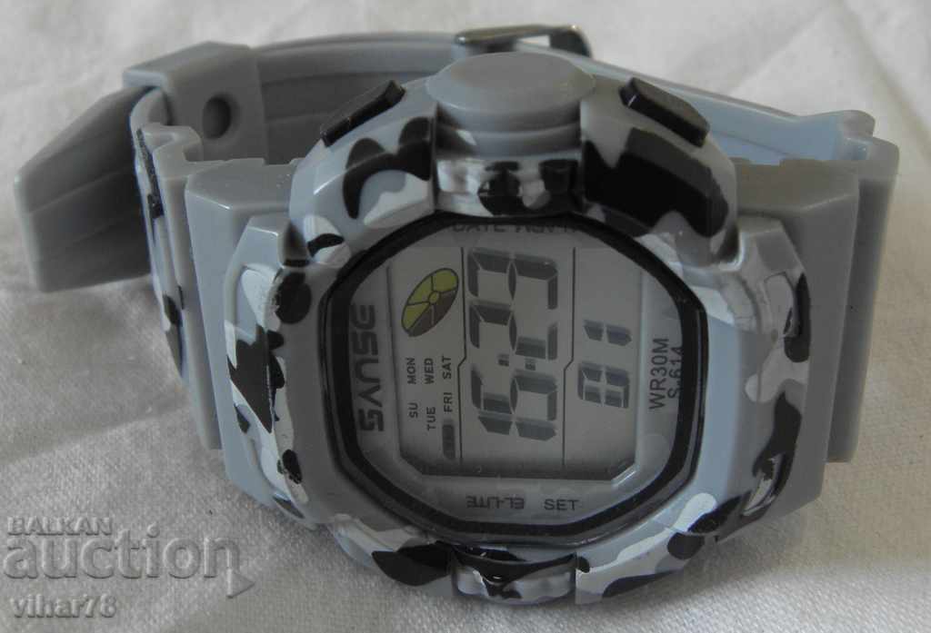 Livrarea Ceasul bărbaților QUARTZ Livrarea Ceasul bărbaților QUARTZ