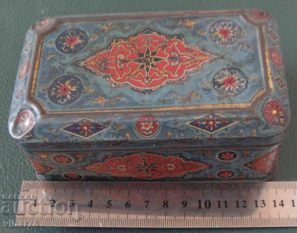 стара метална кутия за колекция с цена 34.99 лв. | € 17.89