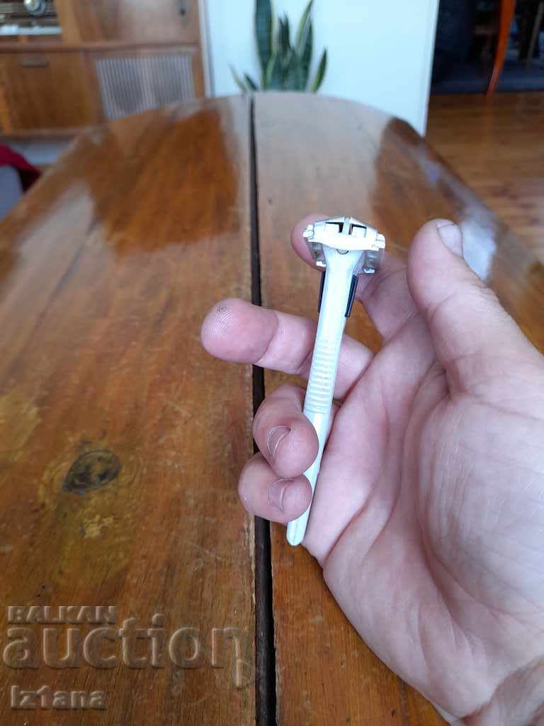 Δημοπρασία παλιά ξυριστική μηχανή