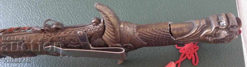 Delivery of A knife with a cane handle is broken Delivery of A knife with a cane handle is broken