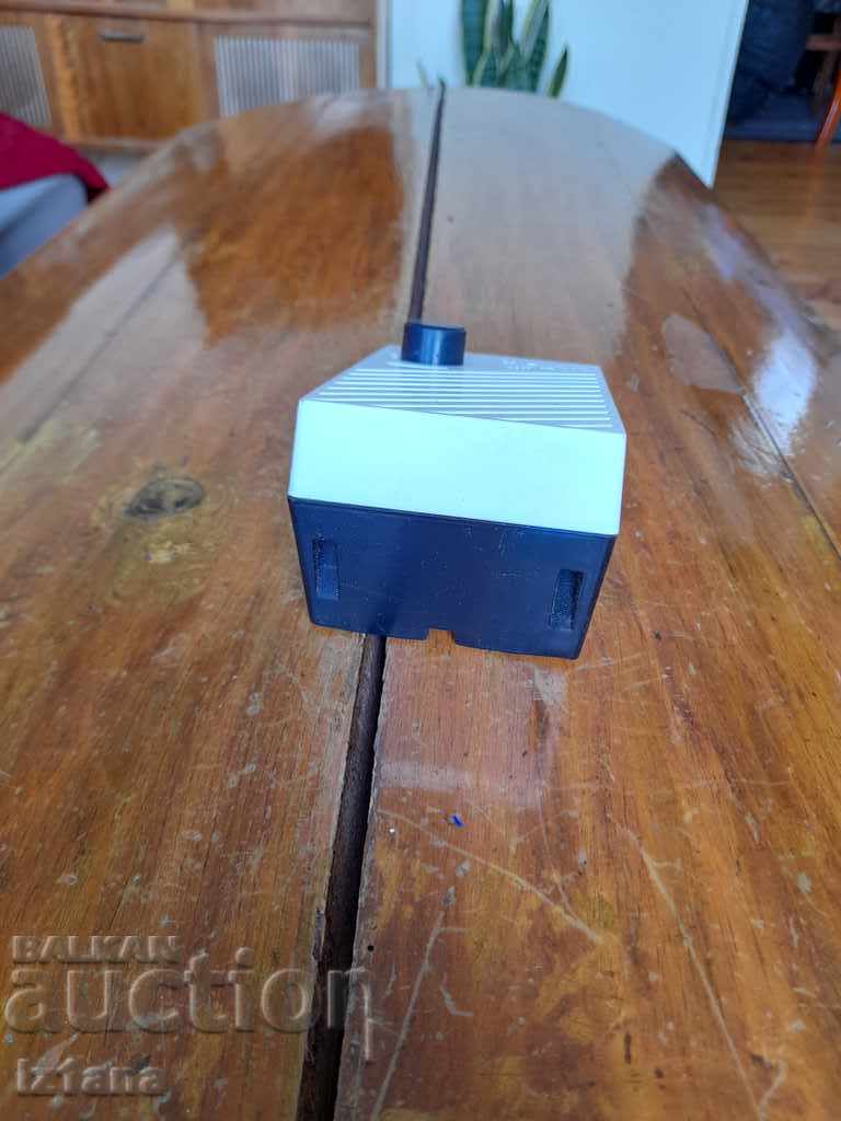 Παράδοση Παλιός ενισχυτής τηλεφώνου Malish, Malish