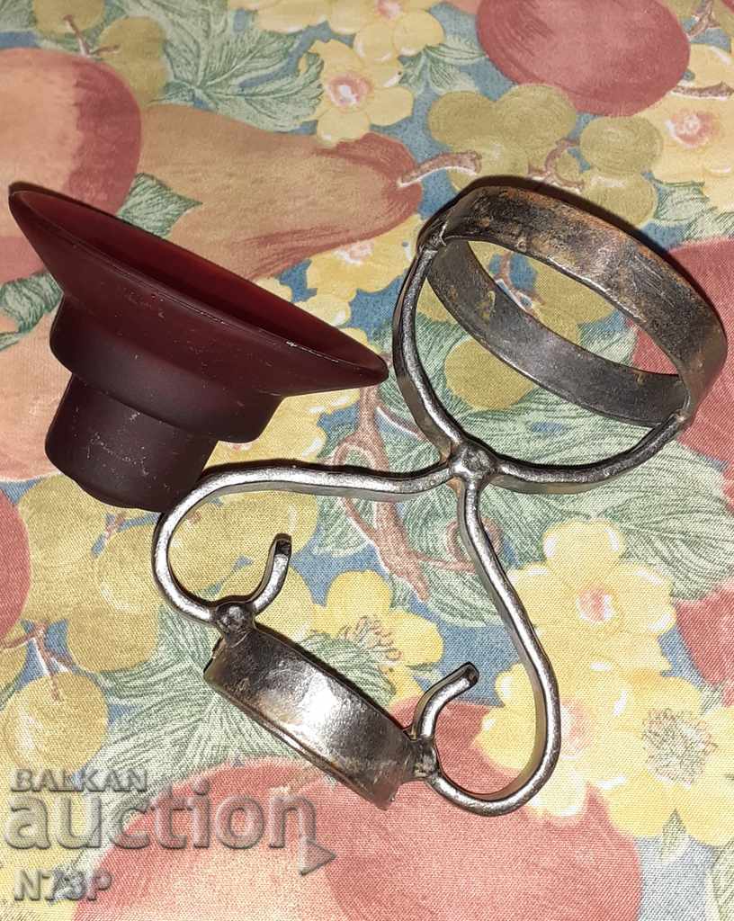 CANDLEHOLDER. WROUGHT IRON AND STAINED GLASS. - 6 CANDLEHOLDER. WROUGHT IRON AND STAINED GLASS. - 6