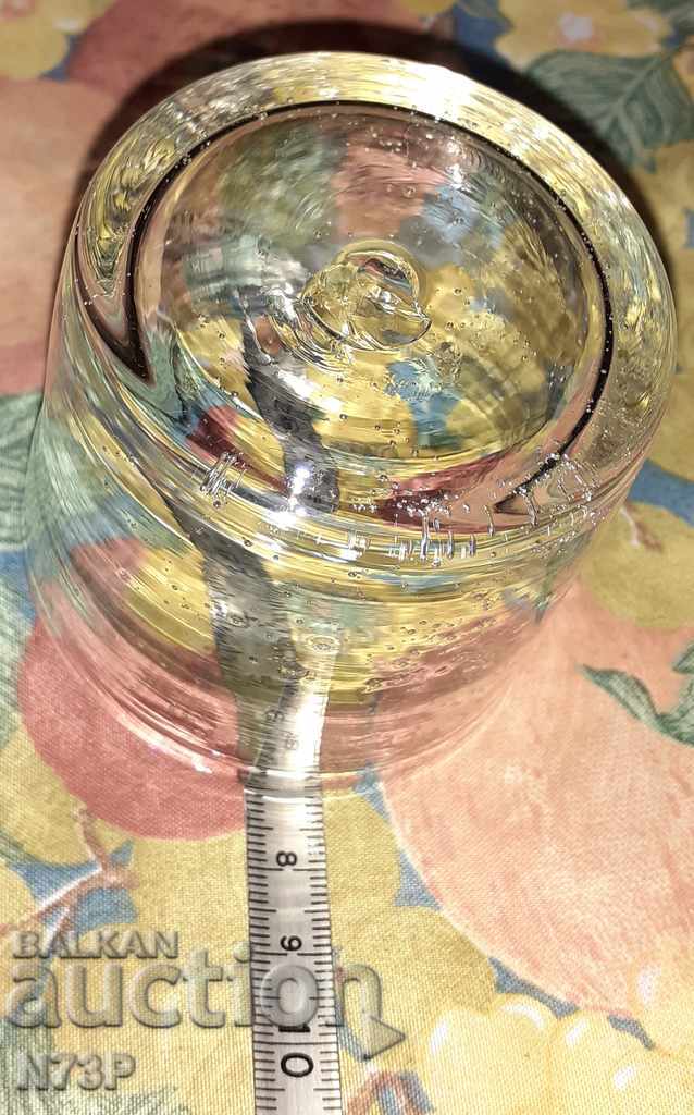 Delivery of VASE OR CANDLEHOLDER. HANDMADE.