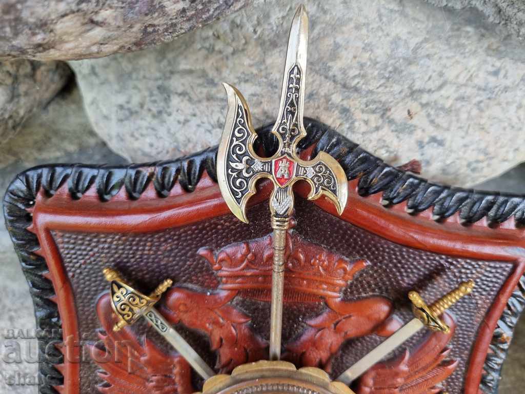 Ξίφη. Σάμπι. Θερμόμετρο. με τιμή 85.00 BGN | € 43.46 Ξίφη. Σάμπι. Θερμόμετρο. με τιμή 85.00 BGN | € 43.46