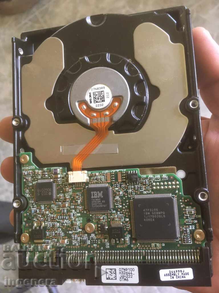 HARD DISK PARTS SCRAP GOLD USE with price 12.00 BGN | € 6.14 HARD DISK PARTS SCRAP GOLD USE with price 12.00 BGN | € 6.14