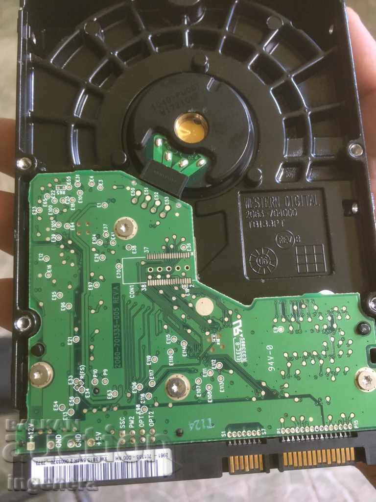 Delivery of HARD DISK PARTS SCRAP GOLD USE Delivery of HARD DISK PARTS SCRAP GOLD USE