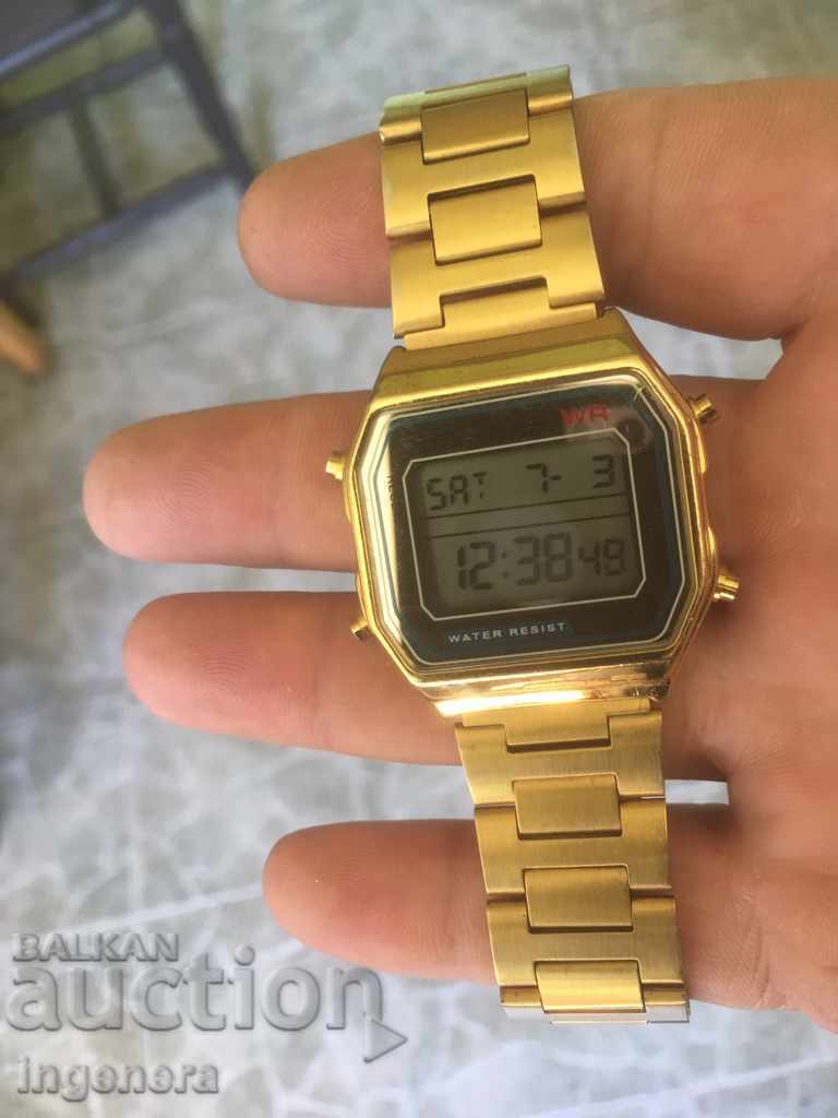 WATCH ELECTRONIC FLAWLESS ALMOST NEW WORKS EXACTLY GOLDEN with price 44.00 BGN | € 22.50 WATCH ELECTRONIC FLAWLESS ALMOST NEW WORKS EXACTLY GOLDEN with price 44.00 BGN | € 22.50