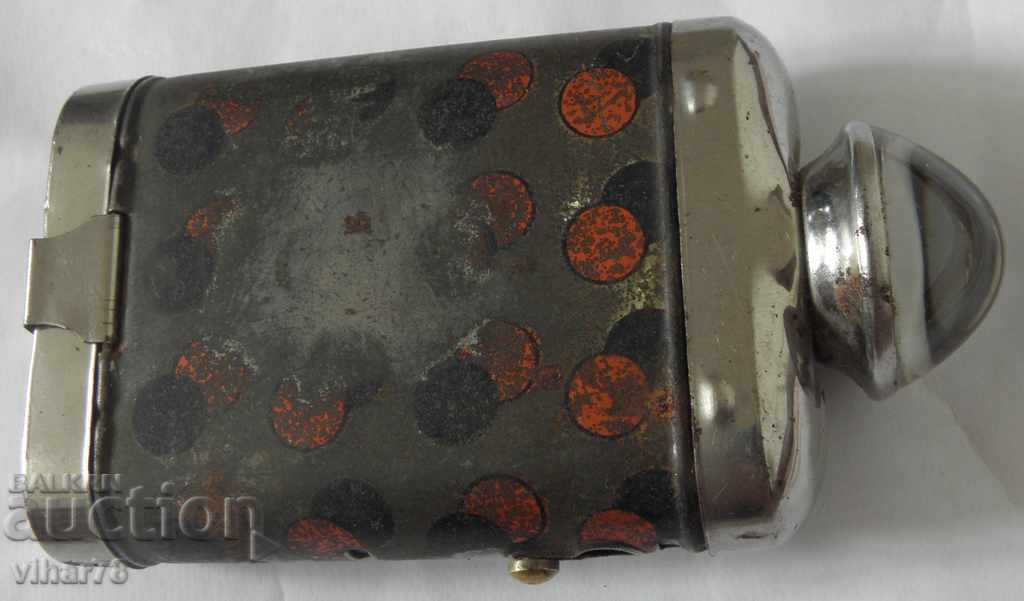 Old lantern with a magnifying glass with price 59.99 BGN | € 30.67 Old lantern with a magnifying glass with price 59.99 BGN | € 30.67