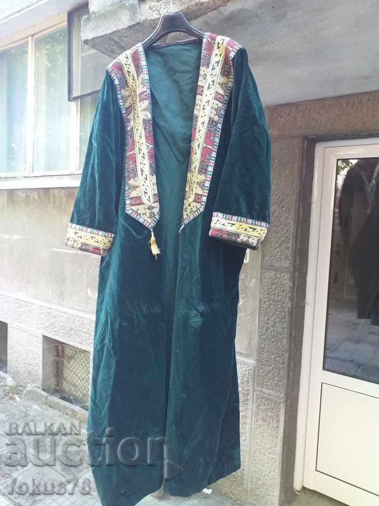 Kaftan Costume made of green velvet and embroidery with tinsel - 7 Kaftan Costume made of green velvet and embroidery with tinsel - 7