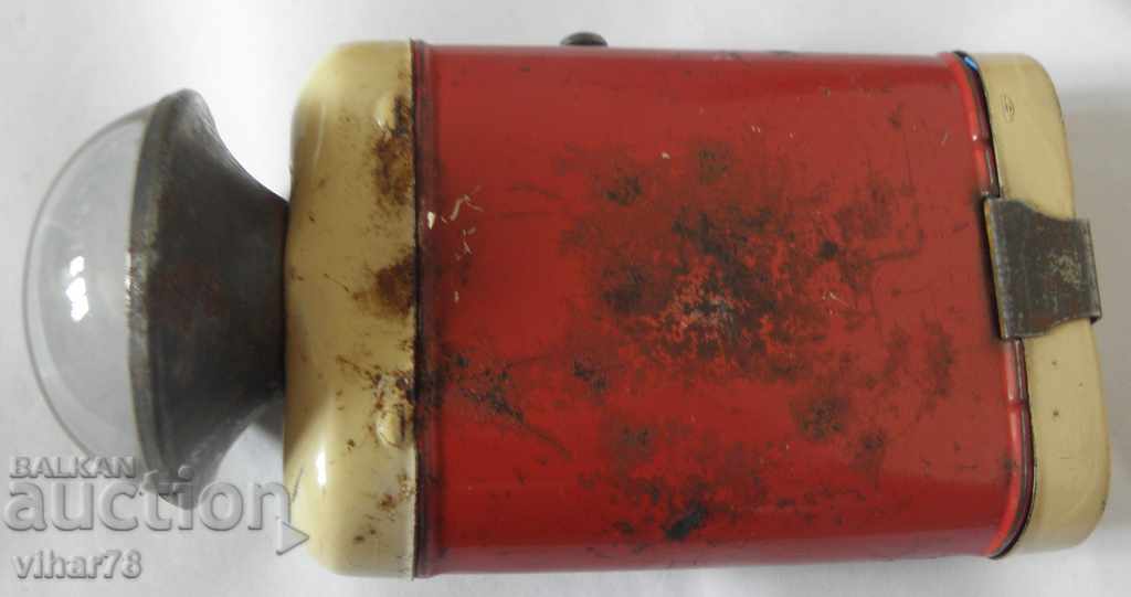 Old lantern with a magnifying glass with price 64.99 BGN | € 33.23