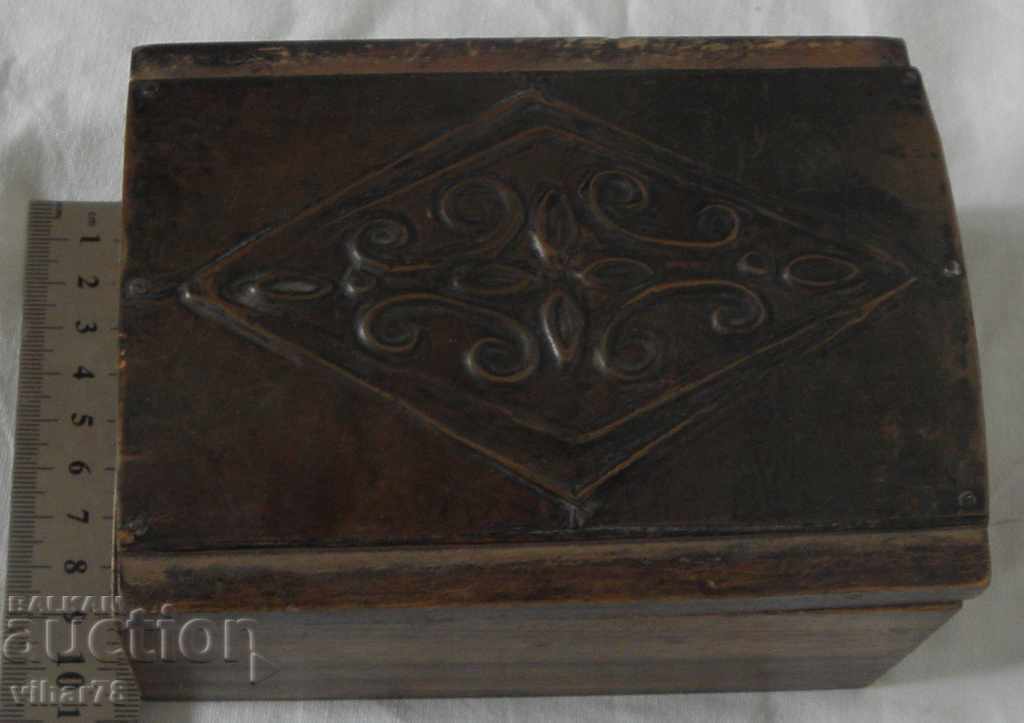 WOODEN BOX - 5 WOODEN BOX - 5