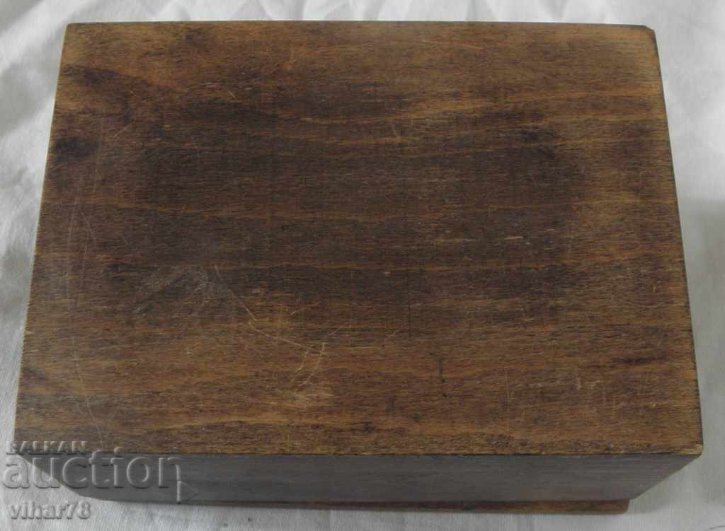 WOODEN BOX - 7 WOODEN BOX - 7