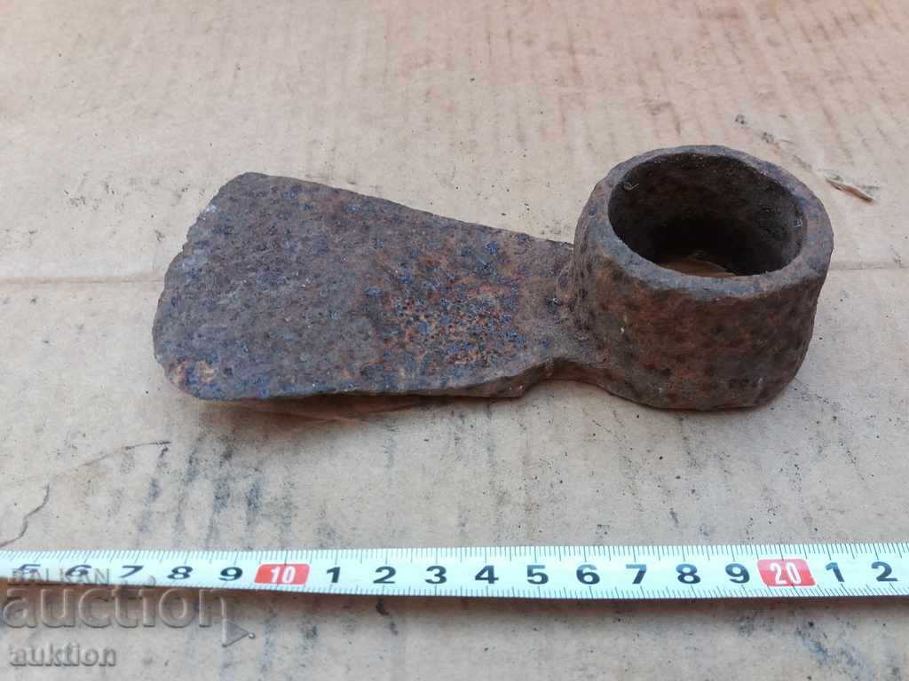 Delivery of WOVEN MOTHER Delivery of WOVEN MOTHER