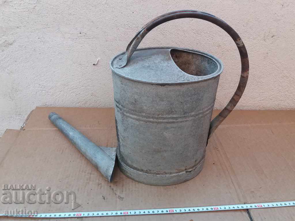 MASSIVE SOC. METAL WATERING MACHINE with price 5.99 BGN | € 3.06 MASSIVE SOC. METAL WATERING MACHINE with price 5.99 BGN | € 3.06