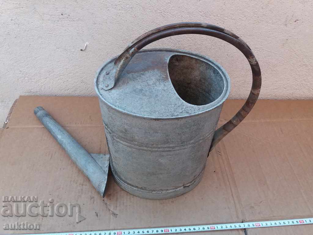 Auction MASSIVE SOC. METAL WATERING MACHINE Auction MASSIVE SOC. METAL WATERING MACHINE